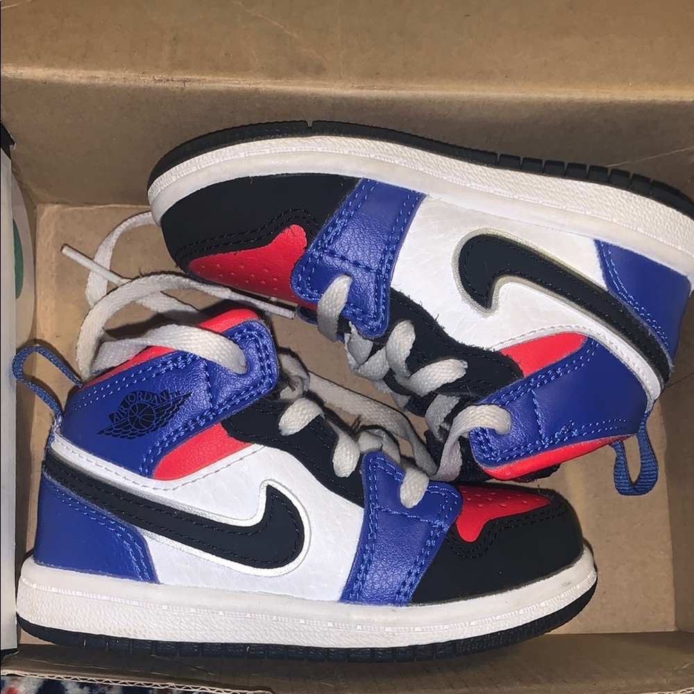 Jordan 3 Retro SE Blue and Red Kids/Baby Sneakers